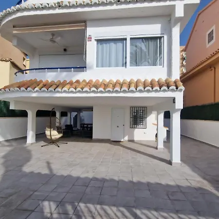 Beachfront Holiday home Valencia